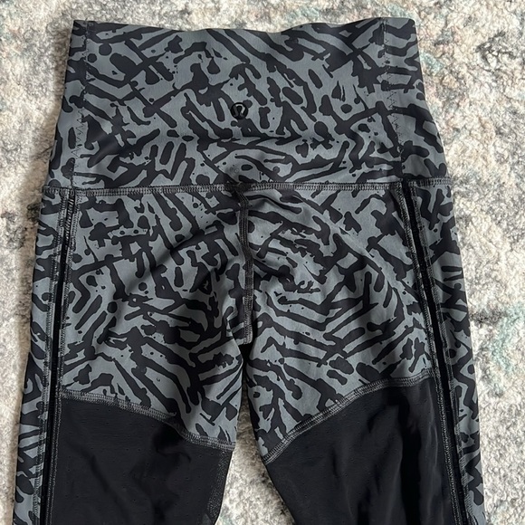 Lululemon Hot To Street Pant - Picture 9 of 16